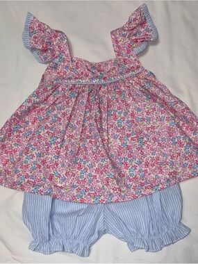 Boutique delicate floral swing top w/striped bloomers sz 18 months NWOT